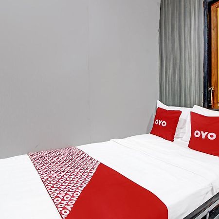 Oyo 92256 Sentosa Residence Jogjacarta Exterior foto