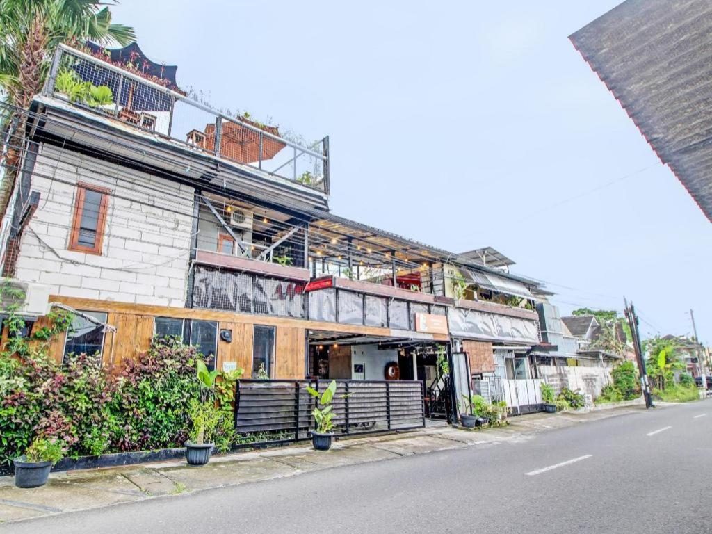 Oyo 92256 Sentosa Residence Jogjacarta Exterior foto
